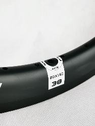 Cercle ICE FAST 38 Carbone 20" X 1.75 32 Trous (ERD 348mm)