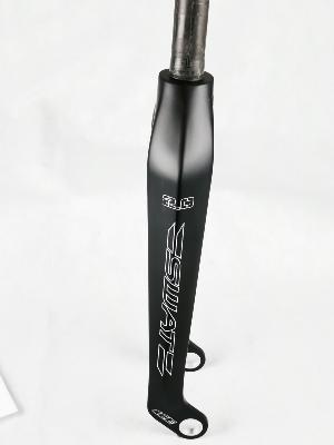 Fourche carbone ICE SWAT 2.0 *1-1/8"*  20'' Axe Ø 20mm + adaptateurs Ø 10mm