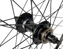 Roue arrière HALO T2 26'' Single Speed blanche 135 x M10